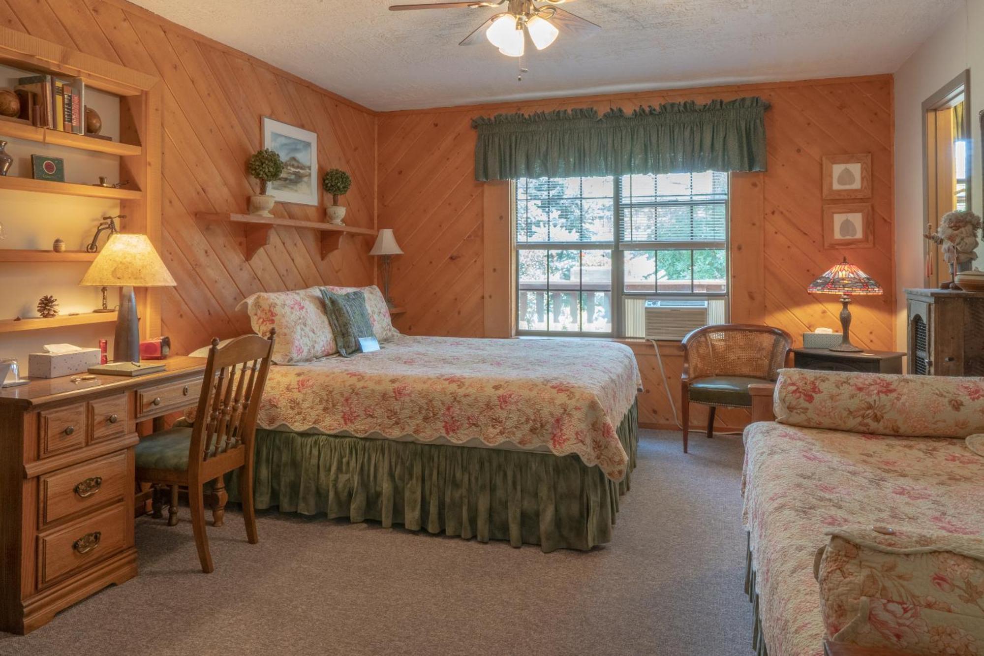 Standard King Room